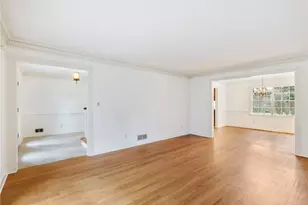 955 Landmark Dr, Atlanta, GA 30342 - Photo 5