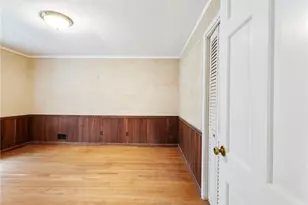 955 Landmark Dr, Atlanta, GA 30342 - Photo 29