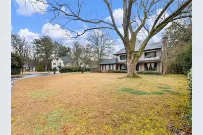 955 Landmark Drive, Atlanta, GA 30342 - Photo 45