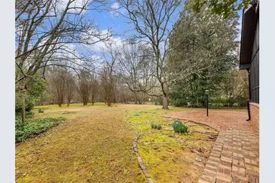 955 Landmark Drive, Atlanta, GA 30342 - Photo 53