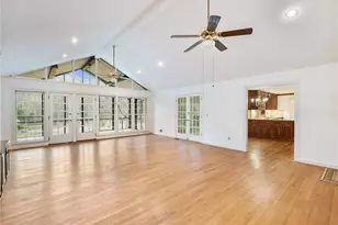 955 Landmark Dr, Atlanta, GA 30342 - Photo 19