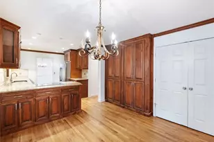 955 Landmark Dr, Atlanta, GA 30342 - Photo 17