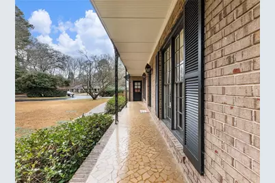 955 Landmark Drive, Atlanta, GA 30342 - Photo 49