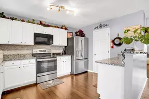 5502 Amelia Ln, Ellenwood, GA 30294 - Photo 5