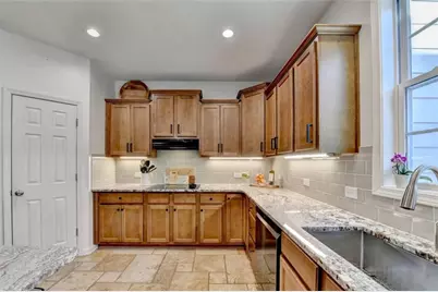 5932 Peacock Lane, Hoschton, GA 30548 - Photo 17