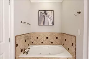 5590 Glenridge Park, Sandy Springs, GA 30342 - Photo 23