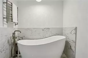 26304 Plantation Dr NE, Atlanta, GA 30324 - Photo 15