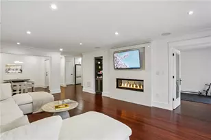 26304 Plantation Dr NE, Atlanta, GA 30324 - Photo 3