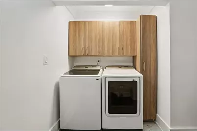 26304 Plantation Drive NE, Atlanta, GA 30324 - Photo 23