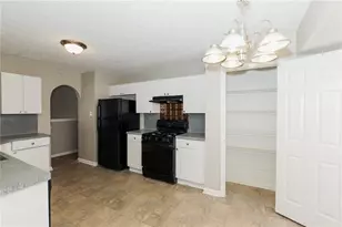 1307 Arbor Green Ct, Lithonia, GA 30058 - Photo 15