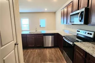 2981 Cleburne Ter, Hampton, GA 30228 - Photo 5