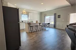 1011 Stonecreek Wy, Monroe, GA 30655 - Photo 3