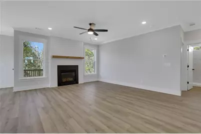 7048 Manchester Drive, Flowery Branch, GA 30542 - Photo 7