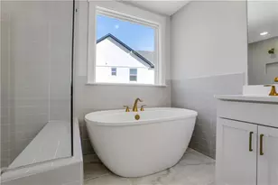 7048 Manchester Dr, Flowery Branch, GA 30542 - Photo 35