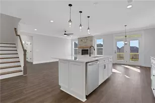 7049 Manchester Dr, Flowery Branch, GA 30542 - Photo 17