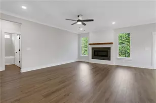 7049 Manchester Dr, Flowery Branch, GA 30542 - Photo 23