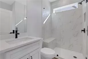 7049 Manchester Dr, Flowery Branch, GA 30542 - Photo 25