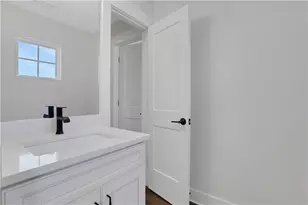 7049 Manchester Dr, Flowery Branch, GA 30542 - Photo 45