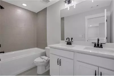 7049 Manchester Drive, Flowery Branch, GA 30542 - Photo 17