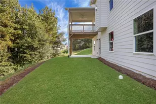 7049 Manchester Dr, Flowery Branch, GA 30542 - Photo 57