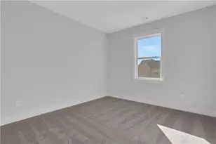 7049 Manchester Dr, Flowery Branch, GA 30542 - Photo 23