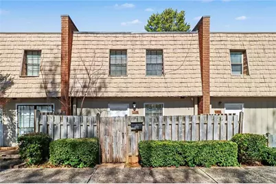 1388 Wood Circle S, Morrow, GA 30260 - Photo 3