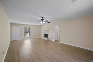 3316 Moravia Dr, Lithonia, GA 30038 - Photo 5