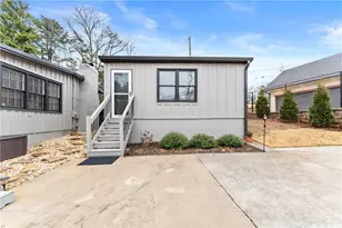 6052 Seminole Dr, Flowery Branch, GA 30542 - Photo 11