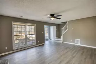 1067 Brookview Ln, Hampton, GA 30228 - Photo 5