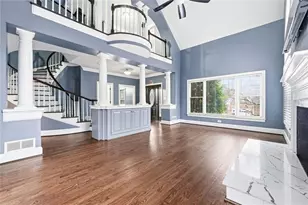 2441 NE Kings Ct NE, Atlanta, GA 30345 - Photo 5