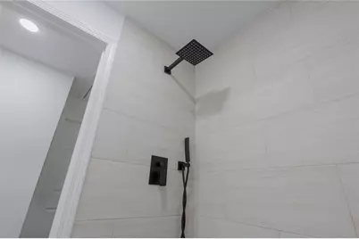 5207 Dixie Lake Road, Union City, GA 30291 - Photo 15