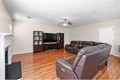 4270 Holliday Road, Atlanta, GA 30349 - Photo 17