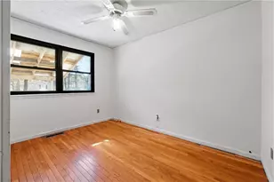 1318 Hoy Taylor Dr, Norcross, GA 30093 - Photo 9