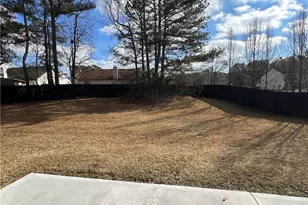 2140 Racquet Club Circle, Lawrenceville, GA 30043 - Photo 15