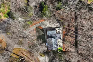 365 Earlston Dr, Atlanta, GA 30328 - Photo 43