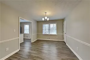 351 Robin Hood Dr, Douglasville, GA 30134 - Photo 5