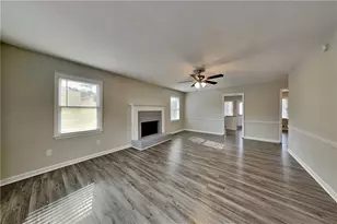 351 Robin Hood Dr, Douglasville, GA 30134 - Photo 3