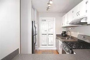 1509 Woodcliff Dr NE, Sandy Springs, GA 30329 - Photo 9