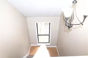 1509 Woodcliff Dr NE, Sandy Springs, GA 30329 - Photo 3