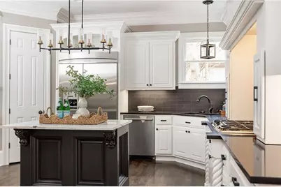 525 Glengate Cove, Atlanta, GA 30328 - Photo 25