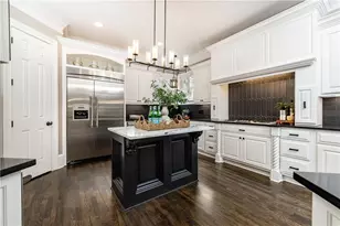 525 Glengate Cove, Atlanta, GA 30328 - Photo 17