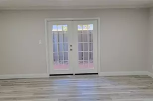 64 NW Chaumont Square NW, Atlanta, GA 30327 - Photo 5