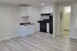 64 NW Chaumont Square NW, Atlanta, GA 30327 - Photo 11