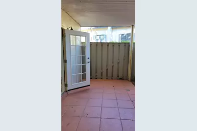 64 NW Chaumont Square NW, Atlanta, GA 30327 - Photo 21