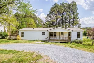 109 Webb Dr NE, Calhoun, GA 30701 - Photo 1