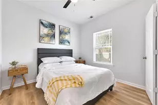 56 Holly Rd NW, Atlanta, GA 30314 - Photo 9