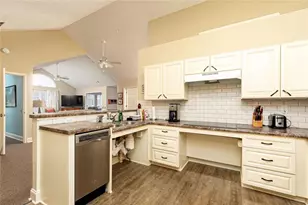 927 Burnt Hickory Cir NW, Marietta, GA 30064 - Photo 15