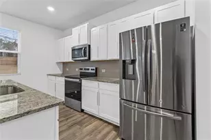 909 Prudence Dr, Lawrenceville, GA 30045 - Photo 21