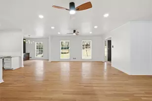 1006 Burnt Hickory Dr SW, Atlanta, GA 30311 - Photo 9