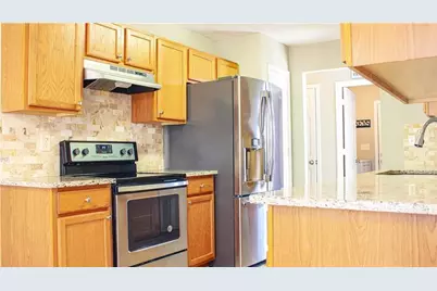 4445 Scotland Court, Snellville, GA 30039 - Photo 9